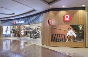 Lululemon（LULU.US）股价从低位反弹！现价吸纳是否可行？有五大因素一定要考虑