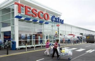 Tesco截至2月25日的2023财年税前利润为10亿英镑